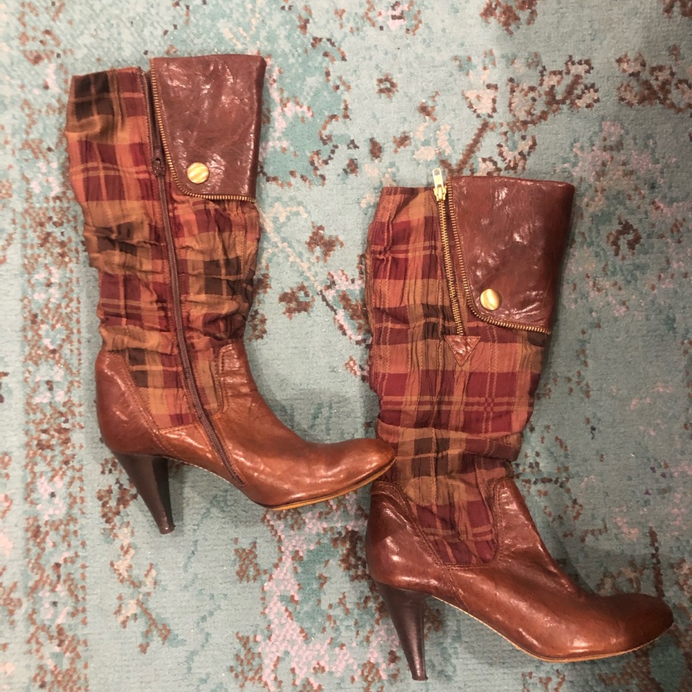 Brown boots